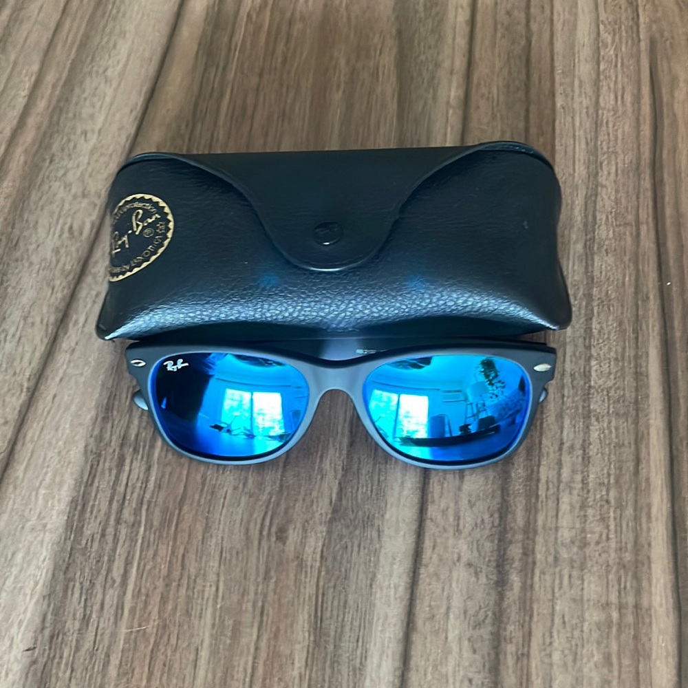 Ray-Ban New Wayfarer sunglasses